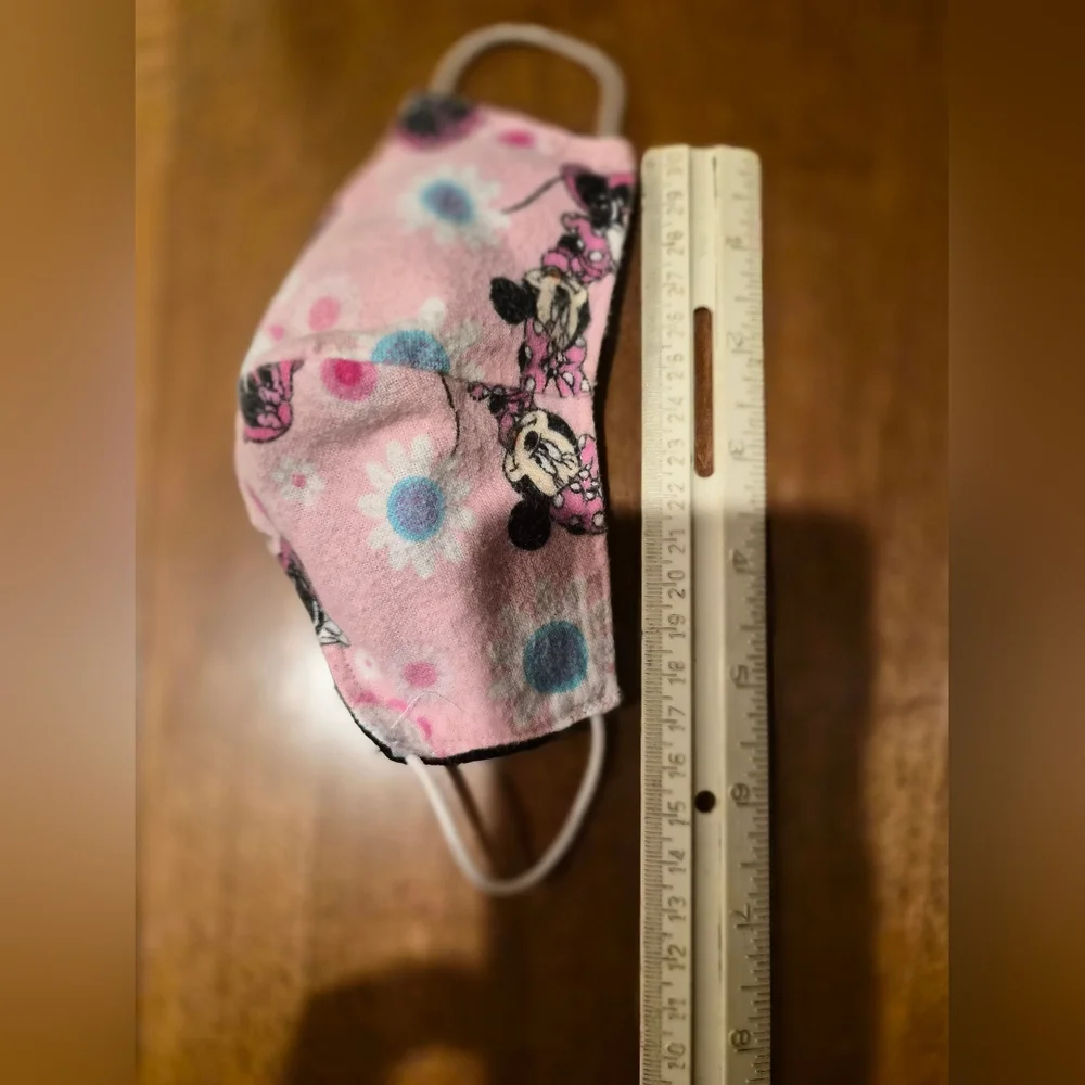 Minnie Mouse Pink Floral Face Mask Sz Small (3-5 Yrs)